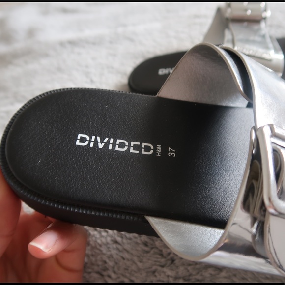 H&M Silver Slides - Picture 4 of 4